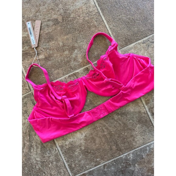 Skims Fits Everybody Lace Underwire Bra Neon Rose Size 42A - Picture 6 of 8